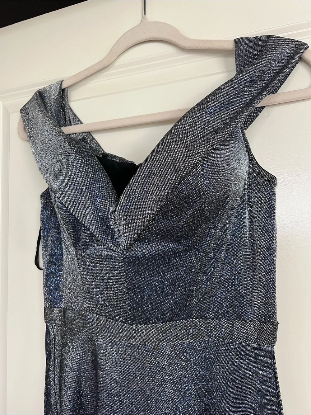 Off-Shoulder Navy Blue Sparkle Evening Gown - size 36 - Picture 3 of 8